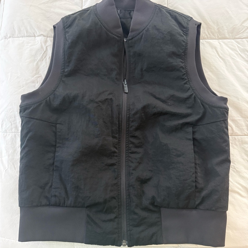 Lululemon Women’s Black Bomber Vest